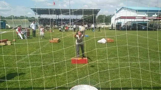 Daday'da mezun olan öğrenciler, şenlikte buluştu