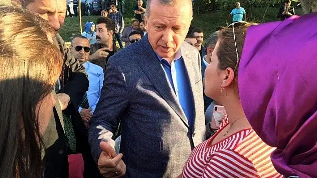 Erdoğan &quotMursi kardeşimize, şehidimize Allah'tan rahmet diliyorum&quot