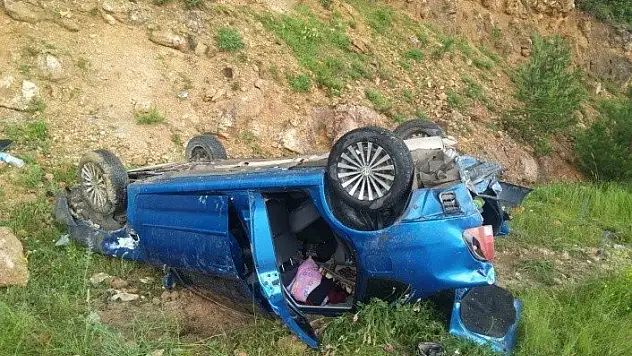 Kastamonu'da otomobil devrildi: 3 yaralı