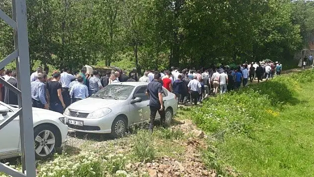 Silahlı kavgada ölen 4 kişi toprağa verildi