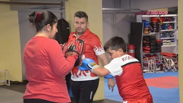 &quotTaekwondo ve Kick Boks dövüş sporu değildir"
