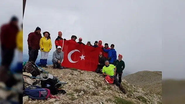15 Temmuz şehitleri Ilgaz'ın zirvesinde anıldı