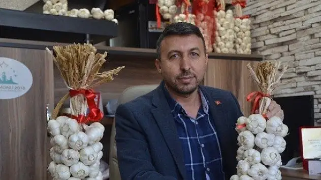 Beyaz Altın Sarımsak 17 TL'den alıcı buldu