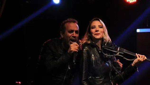 Haluk Levent Cide'de 20 bin kişiye konser verdi