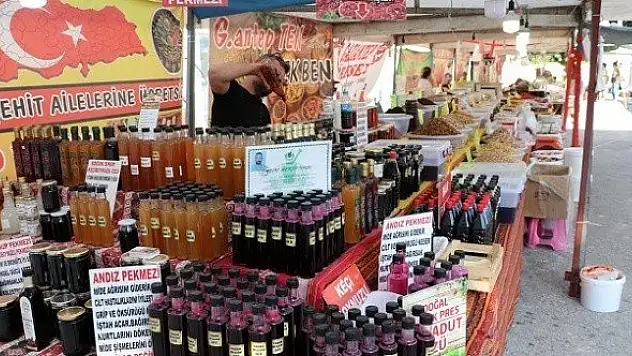 Yöresel lezzetleri tanıtmak için yollardalar