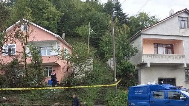 Kastamonu'da 3 ayrı eve giren hırsızı jandarma yakaladı
