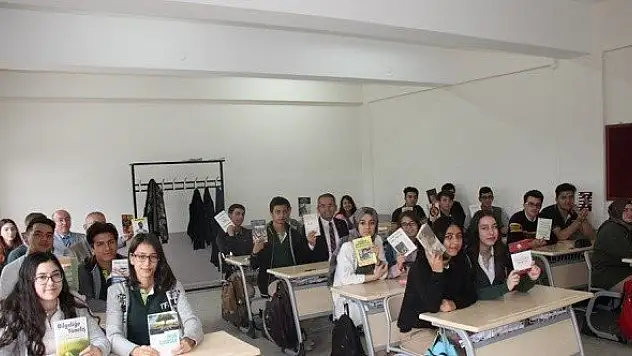 Kaymakam Pişkin Fen Lisesini ziyaret etti