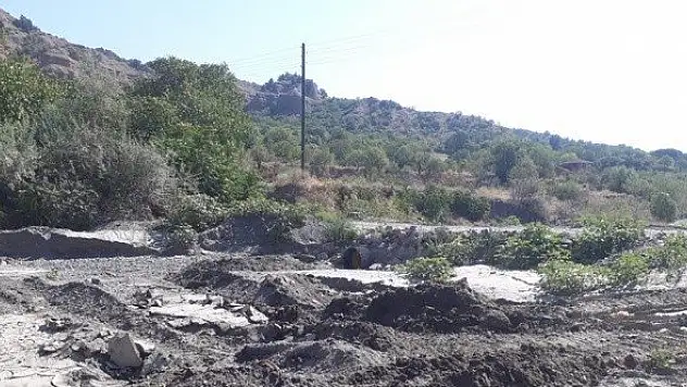 Tosya Belediyesi menfez çalışmalarına başladı