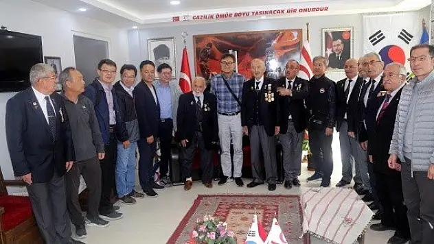 Güney Korelilerden Kore gazilerine teşekkür ziyareti