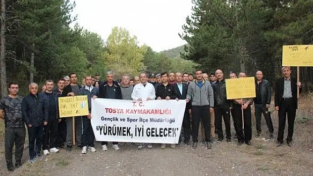 Tosya'da doğa yürüyüşü düzenlendi