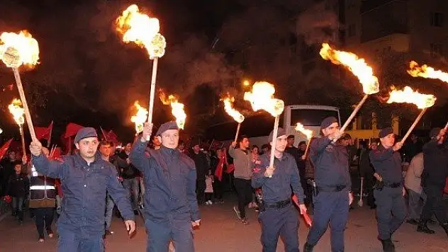 Tosya'da Cumhuriyet Fener Alayı düzenlendi