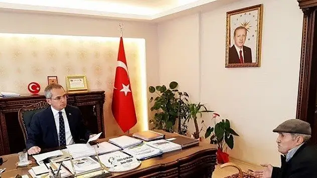 İhtiyaç sahibi yaşlı karı kocanın eşyaları teslim edildi