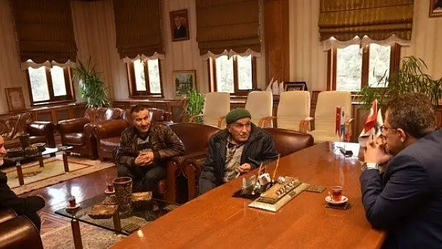 Başkan Çatal, &quotHalk Günü&quotnde vatandaşlarla bir araya geldi