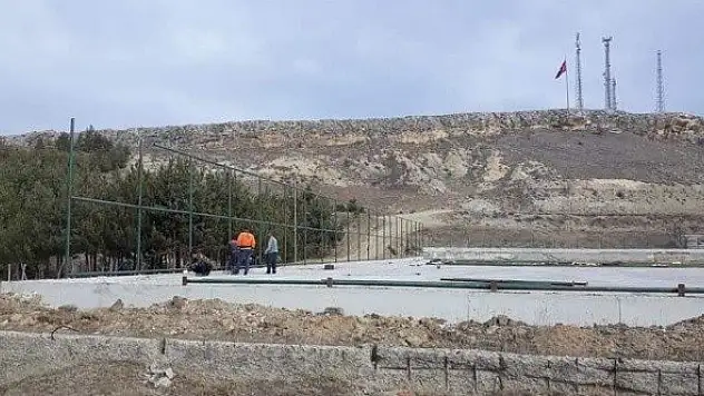 Devrekani Stadyumunda rehabilitasyon çalışmaları sürüyor