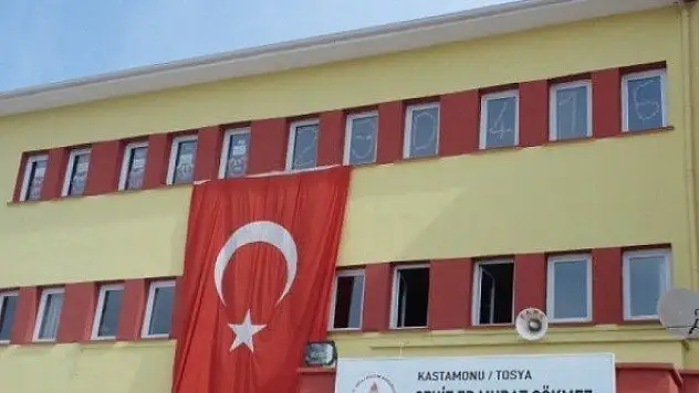 Tosya'da 3 okula yıkım kararı