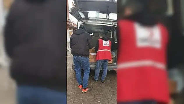 Türk Kızılayı'ndan ihtiyaç sahibi ailelere gıda yardımı