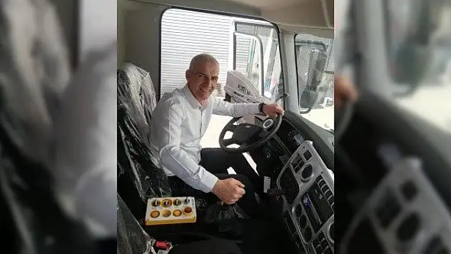 Başkan Altıkulaç, Vidanjör Kuka aracını teslim aldı