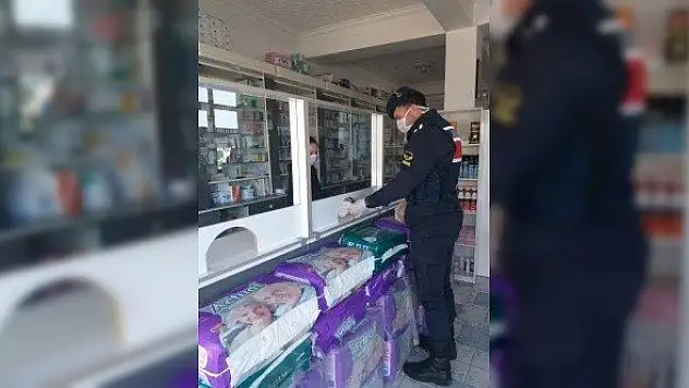 Jandarmadan yaşlı vatandaşlara ilaç ve gıda maddesi hizmeti