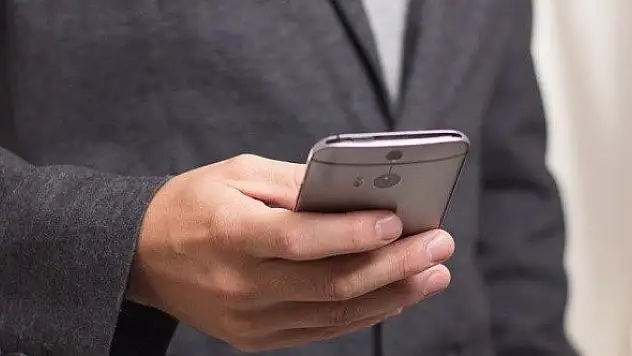 Yaşlı adam, 'biz polisiz' yalanıyla 50 bin lira dolandırıldı