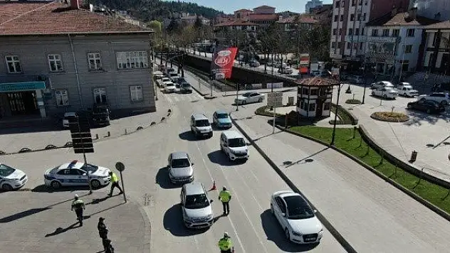 Koronavirüs tedbirleri tüm ülkede denetlenecek