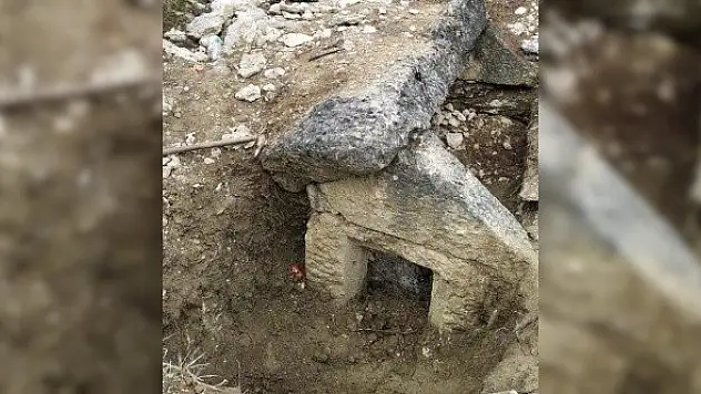 Sit alanında kaçak kazı yapan 3 kişi suçüstü yakalandı