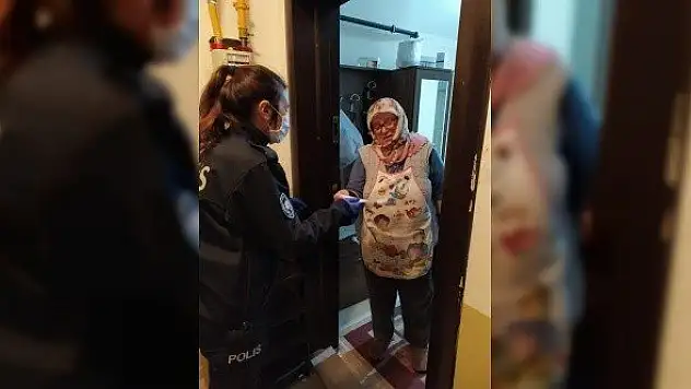 Taşköprü'de 65 yaşındaki emekli kadından kampanyaya destek