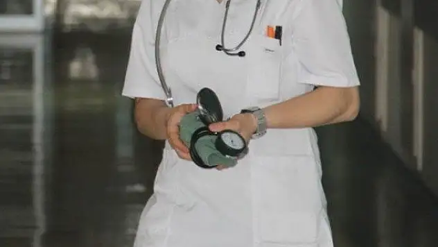 ABD'li hemşireden isyan! En ufak olayda hastaların fişi çekiliyor