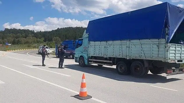 İstanbul'dan kaçak gelen iki kişi Kastamonu'da yakalandı