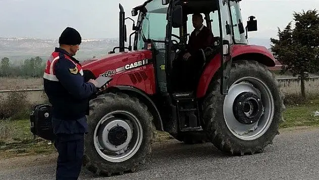 Kastamonu'da &quottraktör&quot denetiminde 28 araç trafikten men edildi
