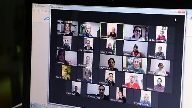 Kastamonu'da öğretmen ve velilere &quotonline veli toplantısı&quot