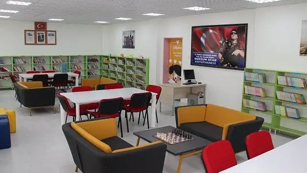 Tosya yeni bir okul kütüphanesine daha kavuştu