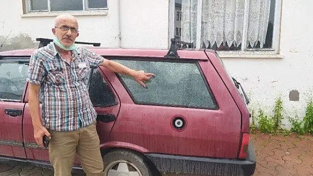 Kastamonu'da yağan dolu, araç ve evlere zarar verdi