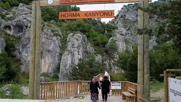 Pınarbaşı'nın doğal güzellikleri normalleşme sürecinde ilgi görüyor