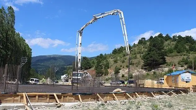 300 kişilik caminin temeli Tosya'da atıldı