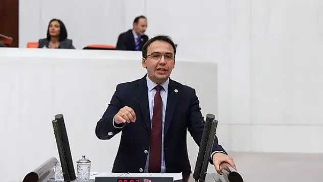 &quotİktidar, esnafa 40 gün bakamadı&quot