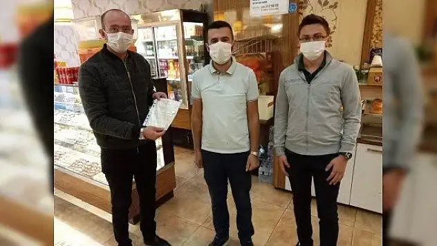 Esnafın siftah parası Ülkü Ocaklarından geldi