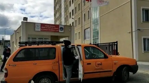 Karantinadaki hasta otobüsle seyahat ederken yakalandı