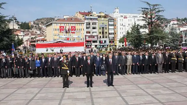 30 Ağustos Zafer Bayramı Törenle Kutlandı