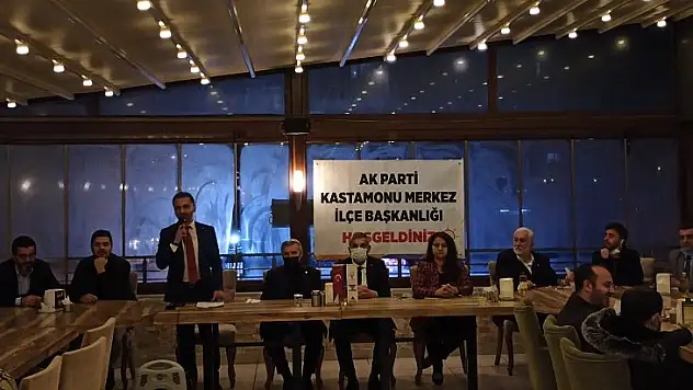 AK Parti Merkez İlçeden vefa gecesi