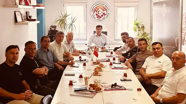 Azerbaycanlı gazi gazeteciler KGK'da