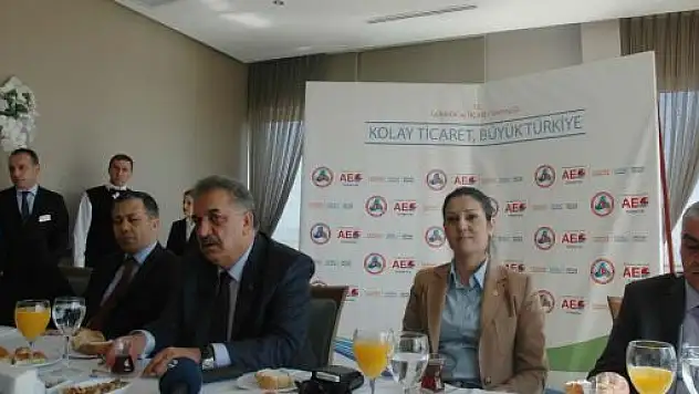 Bakan Hayati Yazıcı'dan 'T.C.' Açıklaması