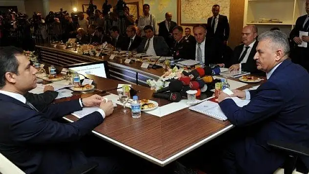 Bakan Yıldırım: Günde 20 binin üzerinde siber saldırı oldu