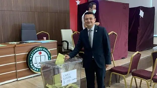 Baro Başkanı Demir, güven tazeledi