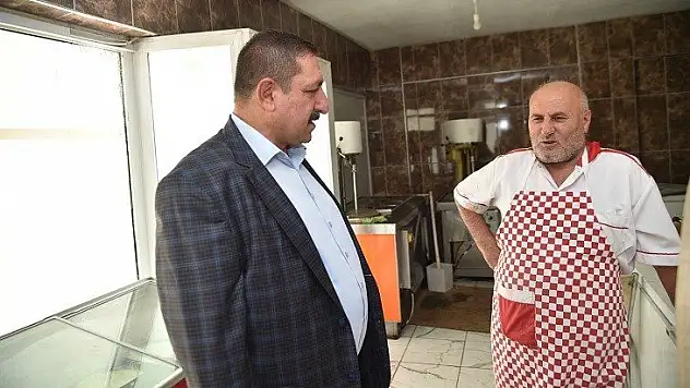 Başkan Vidinlioğlu, esnafın sorunlarını dinledi