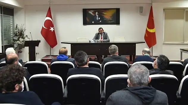 Başkan Vidinlioğlu, oto galerici esnafıyla bir araya geldi