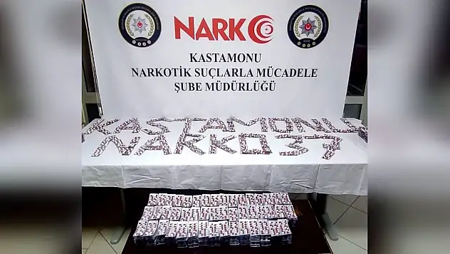 Bavul içinde çok sayıda hap ele geçirildi