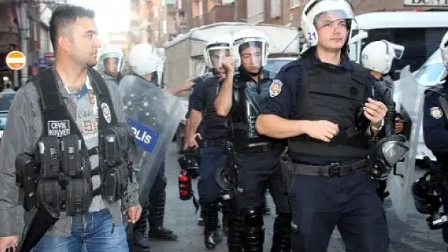 BDP'nin Öcalan Yürüyüşünde Gerginlik 