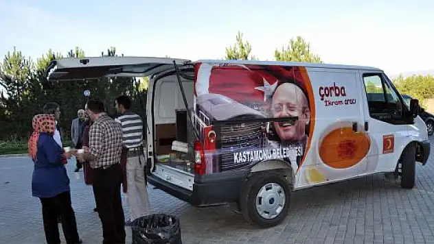 Belediyeden Öğrencilere Sıcak Çorba İkramı