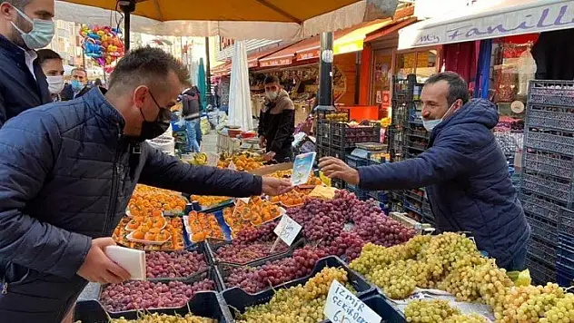 CHP'li heyet, esnafın ve vatandaşın sorunlarını dinledi