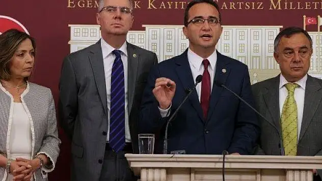 CHP'li üyeler Adalet Komisyonu'nu protesto etti